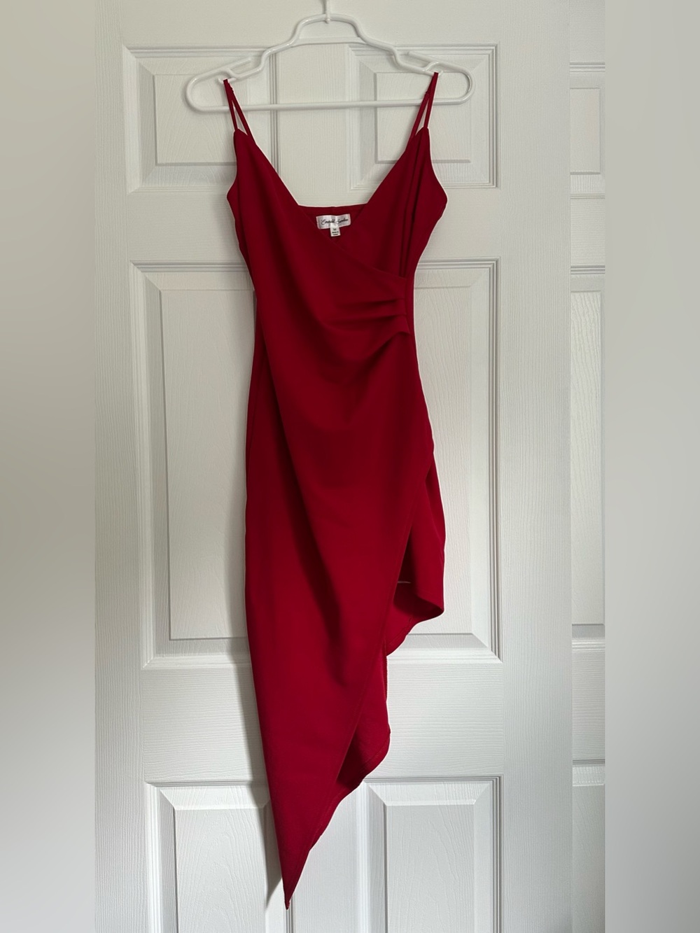 Red bodycon dress